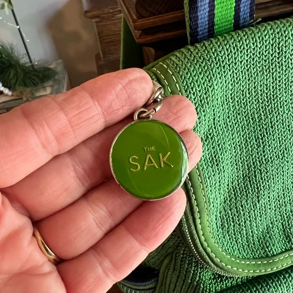 The Sak Mini Green Backpack Adjustable Straps Purse Handbag Butterfly pattern 🎒 - Picture 3 of 8